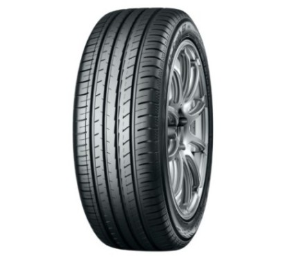 Yokohama BluEarth-GT AE51 235/45 R18 94W