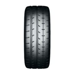 Yokohama ADVAN A052 235/45 R17 97W